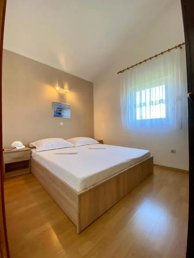 Apartments Brezović Privlaka  Chorwacja