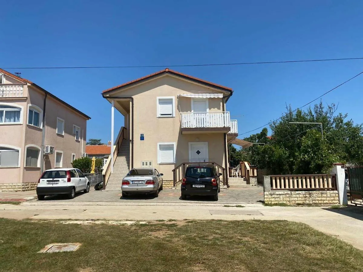 Apartments Brezović Privlaka